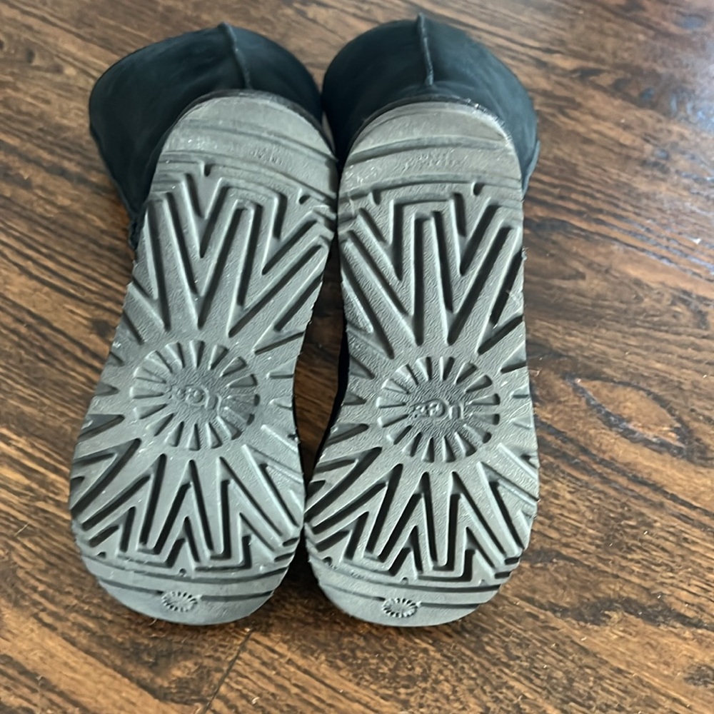 Ugg Boots - Picture 6 of 14